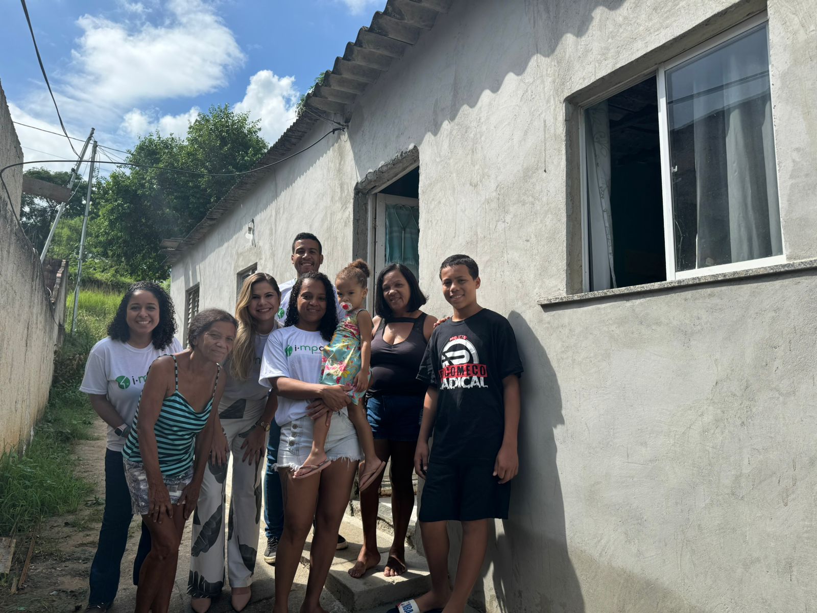 MP Construtora e Riomix Celumassa entregam a 13ª casa do projeto Emboço Social